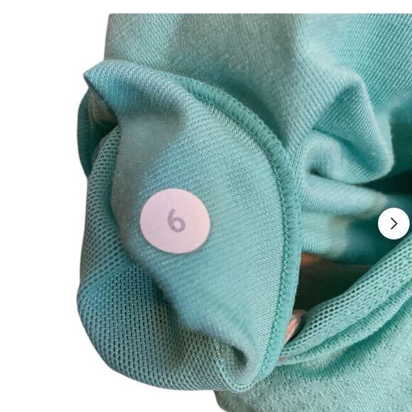 LULULEMON SPORT TANK TOP Size 6 Green Layered Bubble Hem Awareness Criss Cross - Picture 3 of 9